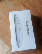 Apple magic mouse 2, Computers en Software, Muizen, Ophalen, Muis, Ergonomisch, Zo goed als nieuw