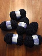 Bollen wol heel donker paars, Hobby en Vrije tijd, Breien en Haken, Ophalen, Nieuw, Breien of Haken, Wol of Garen