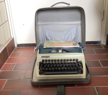 Vendex 1000 typemachine in koffer beschikbaar voor biedingen