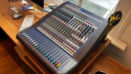 Midas Venice F16 analoge tafel met digitale interface, Muziek en Instrumenten, Mengpanelen, Zo goed als nieuw, 10 tot 20 kanalen
