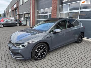 Volkswagen Golf 1.5 TSI 150PK Style IQ LED ACC Pano Carplay beschikbaar voor biedingen