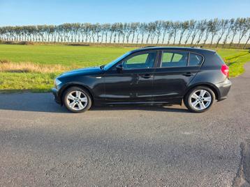 BMW 1-Serie 1.6 116I 5DR 2008 Zwart beschikbaar voor biedingen