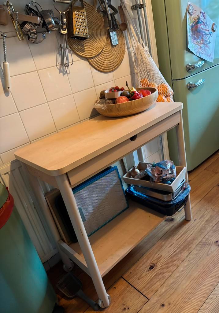 RÖNNINGE Roltafel berken hout Ikea zgan, Huis en Inrichting, Tafels | Sidetables, Zo goed als nieuw, 25 tot 50 cm, 50 tot 100 cm