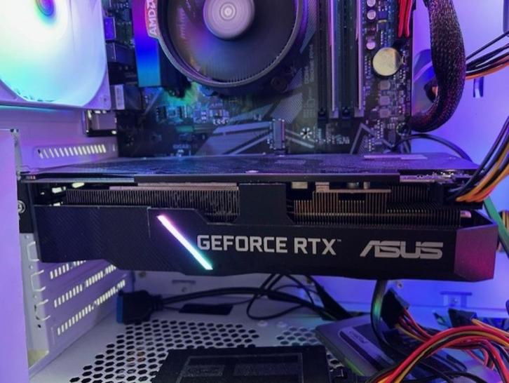 Asus Geforce RTX2070 8 GB, Computers en Software, Videokaarten, Zo goed als nieuw, Nvidia, PCI-Express 3.0, GDDR5, Ophalen of Verzenden