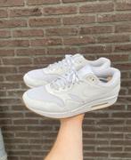 Nike Air Max 1 White Gum, Kleding | Heren, Schoenen, Overige kleuren, Nike, Ophalen of Verzenden, Sneakers of Gympen