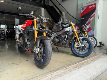 Aprilia Tuono (Factory) gen2 onderdelen (Ohlins, OZ, carbon) beschikbaar voor biedingen