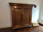 Houten kast, Ophalen