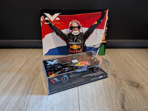 Max Verstappen: Abu Dhabi GP 2022 - Minichamps - Editie 111, Hobby en Vrije tijd, Modelauto's | 1:43, Nieuw, Auto, MiniChamps