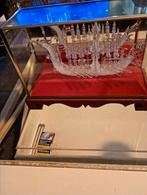 Te koop groot kristallen draken schip in vitrine kastje, Antiek en Kunst, Ophalen