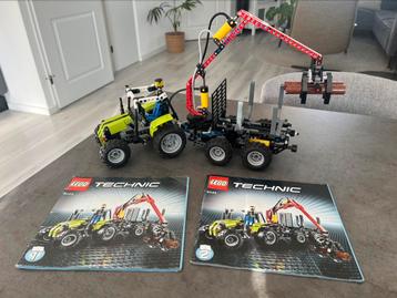 Lego Technic 8043 tractor met boomstammentrailer beschikbaar voor biedingen