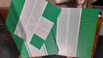 9 lego grondplaten groen met weg., Kinderen en Baby's, Speelgoed | Duplo en Lego, Ophalen of Verzenden, Zo goed als nieuw