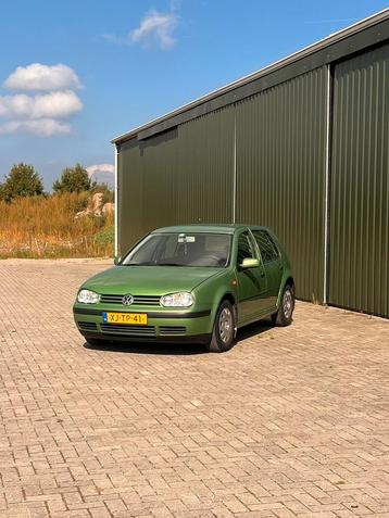 Volkswagen Golf 1.6 74KW AUT 1999 Groen beschikbaar voor biedingen