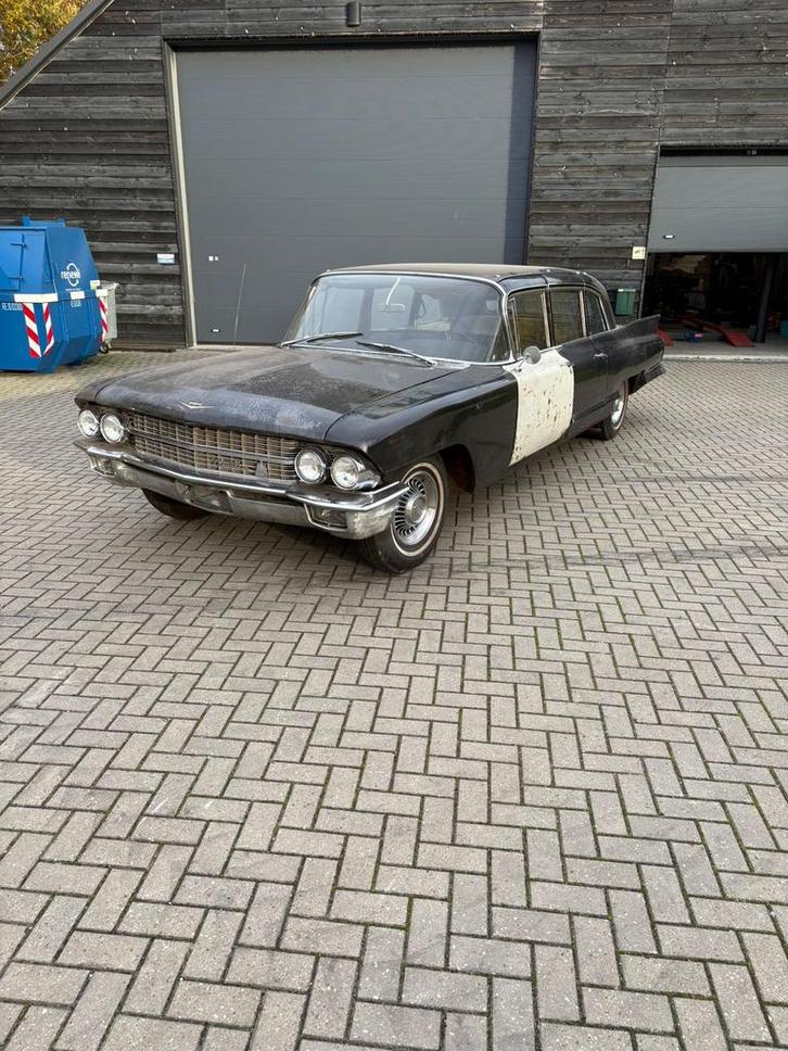 Cadillac Fleetwood, Auto's, Oldtimers, Particulier, Cadillac, Benzine, Stationwagon, Automaat, Zwart, Zwart, Leder en Stof, Achterwielaandrijving