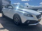 Volvo V40 Cross Country 1.5 T3 Ocean Race, Euro 6, 700 kg, Wit, Bedrijf