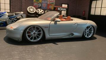 Custom: 1:18 Porsche boxster beschikbaar voor biedingen
