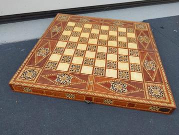 Turks schaakbord/backgammon. Zeer mooie staat. beschikbaar voor biedingen
