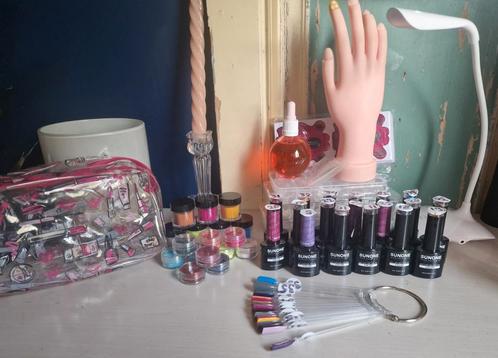 Grote set: gellak / acryl poeder / nep nagels + toebehoren, Sieraden, Tassen en Uiterlijk, Overige Accessoires, Zo goed als nieuw