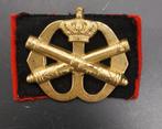 Baretembleem Artillerie, Ophalen of Verzenden, Landmacht, Nederland, Embleem of Badge