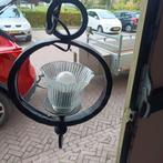 Leuk hal lampje met glazen kap en smeedijzer, Gebruikt, Vintage, Ophalen of Verzenden, Glas