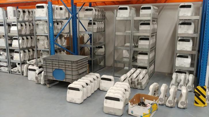 GROTE PARTIJ - Epson EB585W Ultra short beamers, Audio, Tv en Foto, Beamers, Refurbished, LCD, Overige resoluties, Verzenden