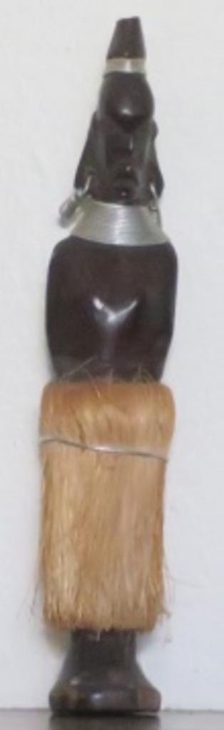Afrikaans houten beeldje  18 cm, Antiek en Kunst, Kunst | Beelden en Houtsnijwerken, Ophalen of Verzenden