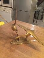 Mid Century beeld van vliegende vogels Hollywood Regency, Tuin en Terras, Tuinbeelden, Ophalen of Verzenden, Gebruikt, Metaal