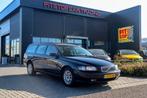 Volvo V70 2.4, 140 PK Automaat NL Auto, Airco, Trekhaak!, 1556 kg, Traction-control, Blauw, 2435 cc