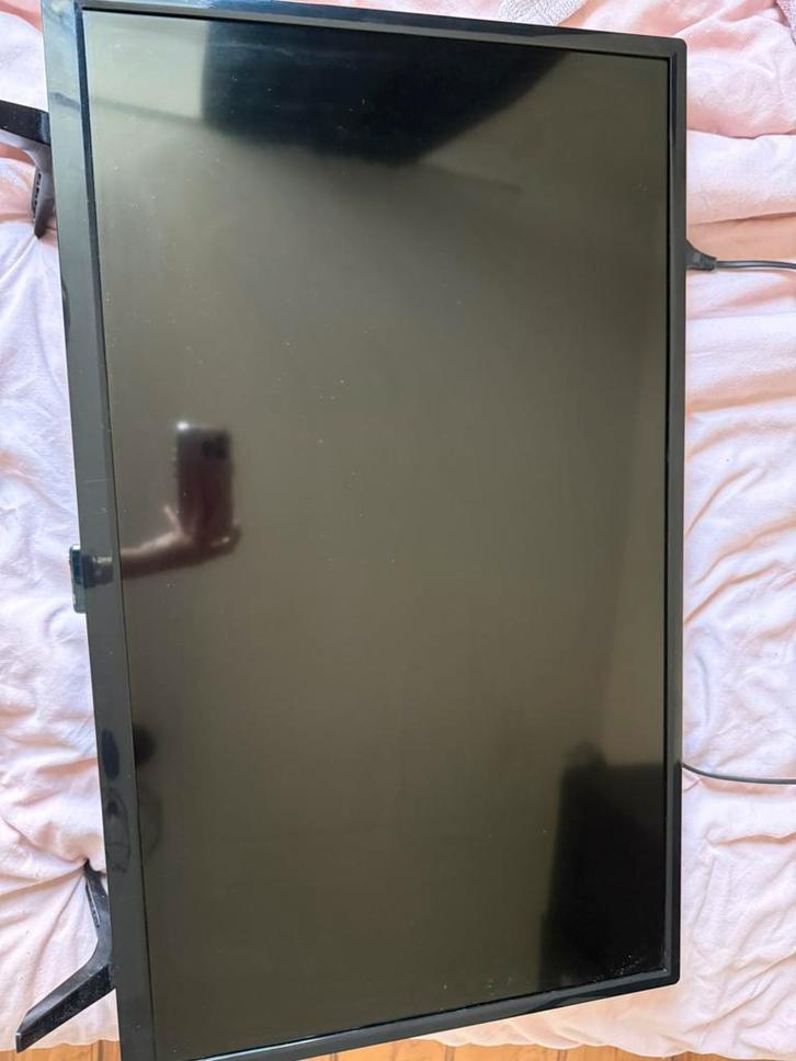 Ok Smart Tv 32 inch, Huis en Inrichting, Kasten | Lockerkasten, Gebruikt, Ophalen
