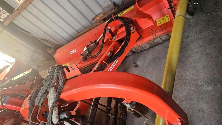 Maschio Giraffa 210 Klepelbak en balenklem, Zakelijke goederen, Agrarisch | Werktuigen, Akkerbouw, Overige, Overige typen, Ophalen