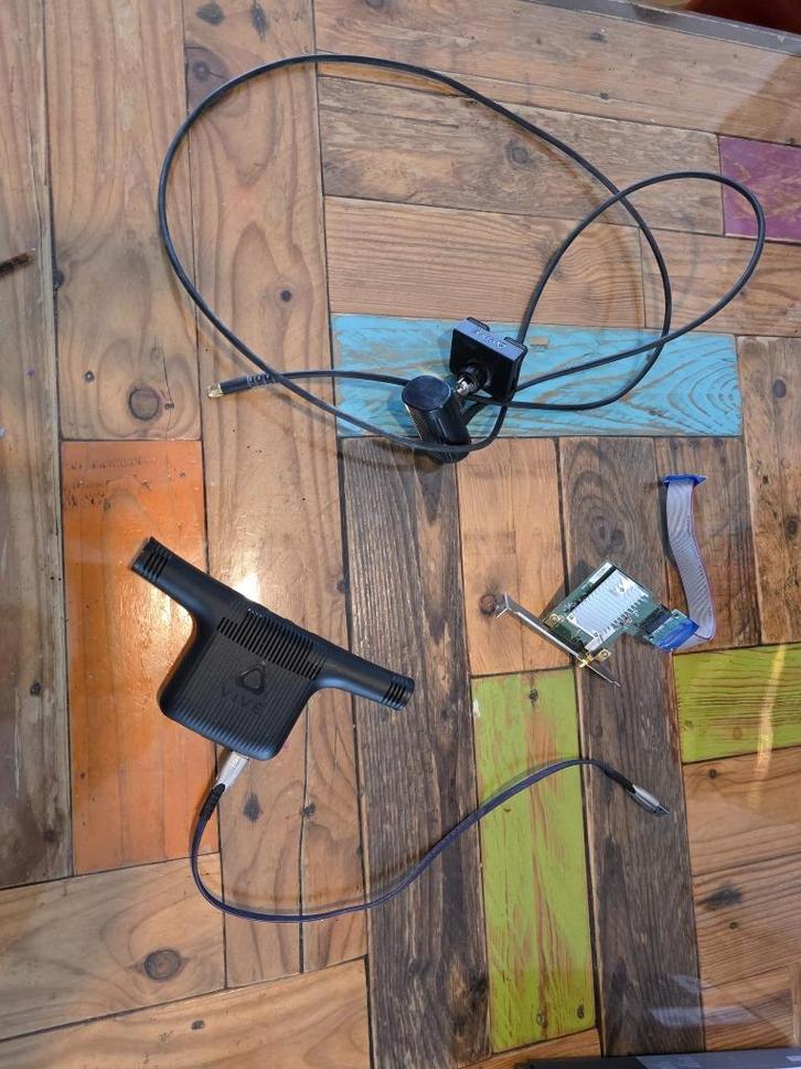 htc vive pro, Spelcomputers en Games, Virtual Reality, Gebruikt, Pc, VR-bril, Ophalen of Verzenden
