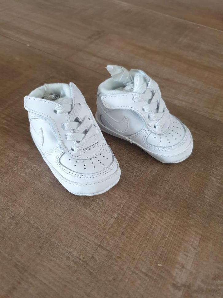 Baby schoentjes Nike (maat 16), Kinderen en Baby's, Babykleding | Schoentjes en Sokjes, Nieuw, Jongetje, Schoentjes, Ophalen of Verzenden