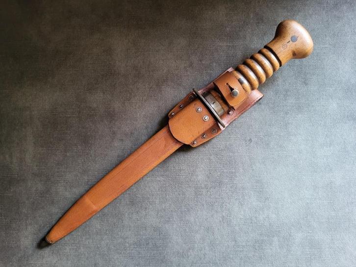 Repro schede voor Nederlandse M1917 Stormdolk, Verzamelen, Militaria | Tweede Wereldoorlog, Landmacht, Mes of Dolk, Nederland