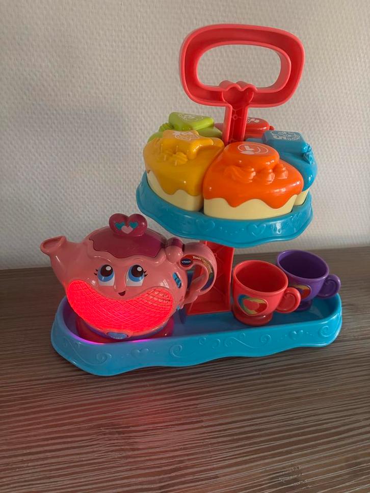 Tante Jet theeservies, Kinderen en Baby's, Speelgoed | Educatief en Creatief, Zo goed als nieuw, Ontdekken, Met licht, Ophalen of Verzenden