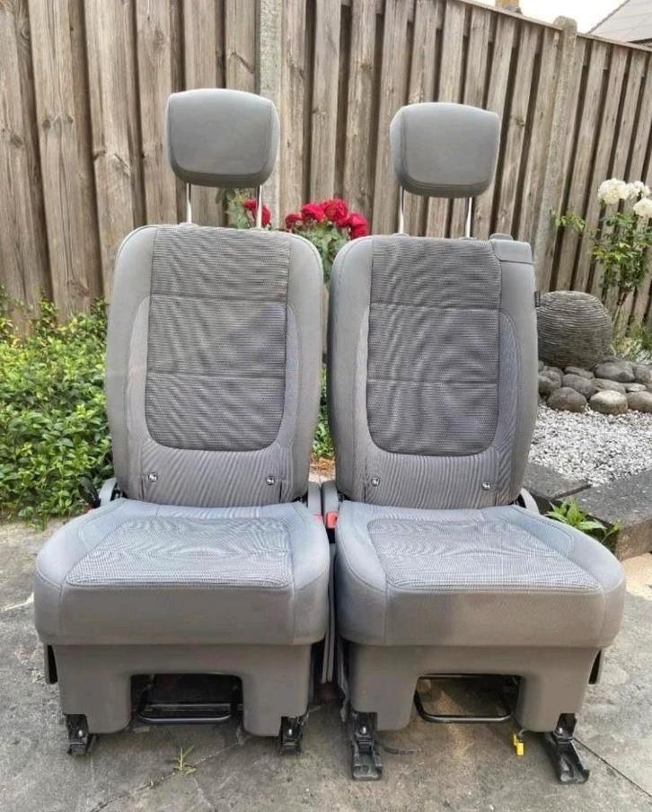 Grijze autostoelen Volkswagen Sharan, 2022, Auto-onderdelen, Interieur en Bekleding, Volkswagen, Ophalen of Verzenden