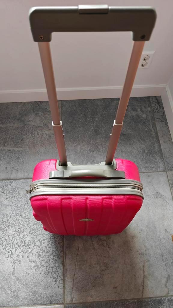 Mooie Roze Handbagage Koffer, Sieraden, Tassen en Uiterlijk, Koffers, Zo goed als nieuw, Hard kunststof, Minder dan 50 cm, Minder dan 35 cm