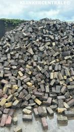 100m2 gemêleerd gebakken klinkers keiform. 10-duimers brood.