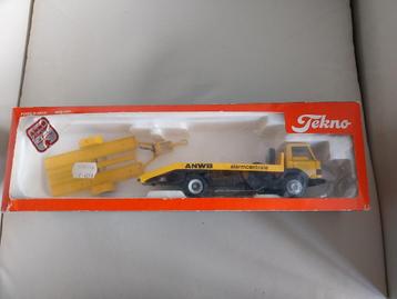 Vintage Tekno D-800 truck + trailer van de ANWB + doos beschikbaar voor biedingen