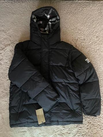 Burberry Puffer - Maat S T/M XXL | Zwart beschikbaar voor biedingen