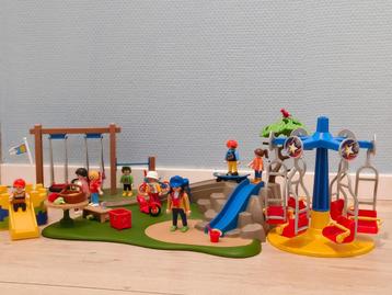 playmobil speeltuin + Kinderboerdeij beschikbaar voor biedingen
