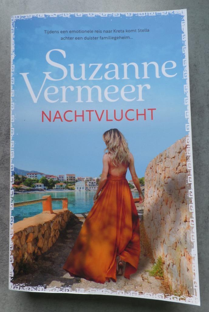 Suzanne Vermeer Nachtvlucht, Boeken, Thrillers, Zo goed als nieuw, Nederland, Ophalen of Verzenden