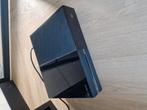 Xbox One met 2 controllers en 2 games, Spelcomputers en Games, Ophalen of Verzenden, Zo goed als nieuw, Sport, 3 spelers of meer