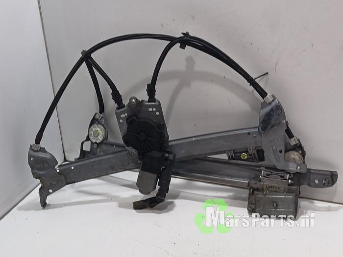 Ruitmechaniek 2Deurs links-voor van een Renault Megane, Auto-onderdelen, Ruiten en Toebehoren, Renault, Gebruikt, 3 maanden garantie
