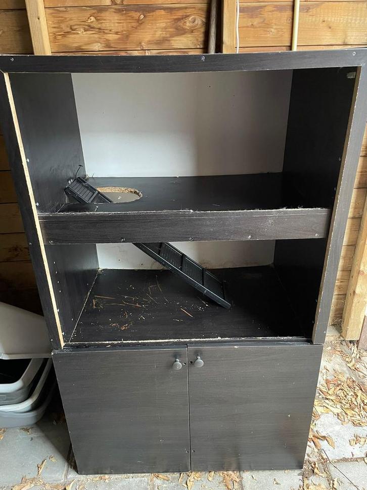 Konijnenhok, Huis en Inrichting, Kasten | Roldeurkasten en Archiefkasten, Gebruikt, 100 tot 150 cm, 50 tot 100 cm, 50 tot 75 cm