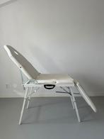 Inklapbaar en verstelbaar behandelstoel, wit, incl hoes, Sport en Fitness, Ophalen, Zo goed als nieuw, Massagetafel