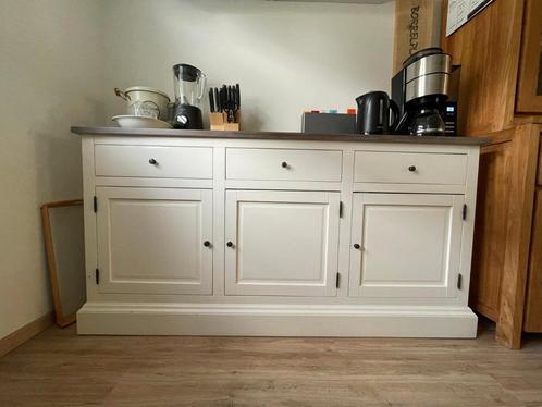 Wit houten dressoir in nieuwstaat, Huis en Inrichting, Kasten | Dressoirs, Zo goed als nieuw, 150 tot 200 cm, 25 tot 50 cm, Ophalen