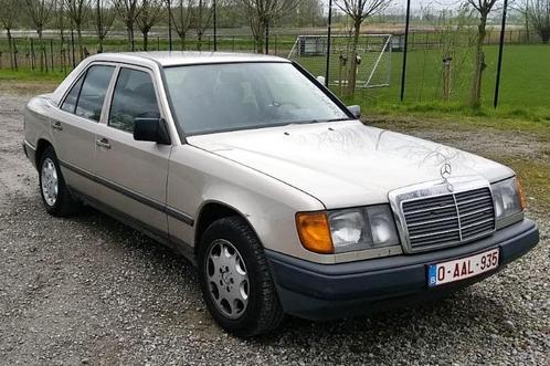 Mercedes- Benz w124 ----Verkocht----, Auto's, Mercedes-Benz, Particulier, 200-Serie, LPG, Sedan, Handgeschakeld, Beige, Achterwielaandrijving