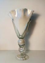 Grote glazen vaas van Krosno, Gebruikt, 50 tot 75 cm, Wit, Ophalen of Verzenden