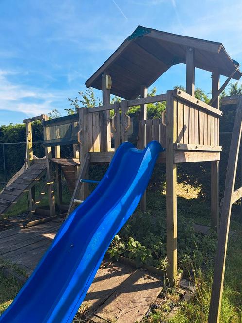 Gratis af te halen speelhuis, Kinderen en Baby's, Speelgoed | Buiten | Speeltoestellen, Gebruikt, Loopbrug, Schommel, Zandbak