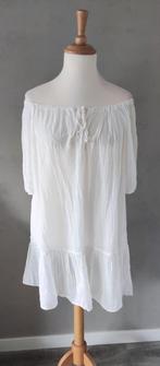 Wit satijnen tuniek/korte jurk off-shoulder maat 44, Ophalen of Verzenden, Zo goed als nieuw, Maat 42/44 (L), Wit