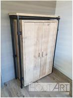 NIEUW: Mooie steigerhouten kast met zwarte steigerbuis!